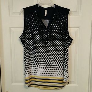 Sleeveless blouse